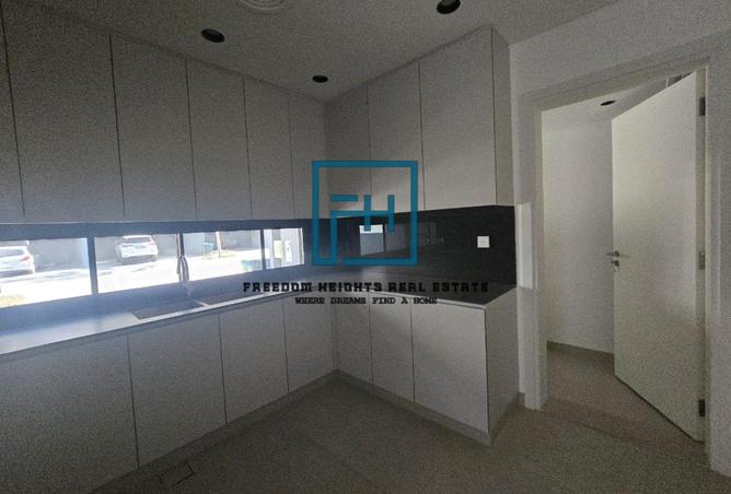 81117319 - صورة العقار 2