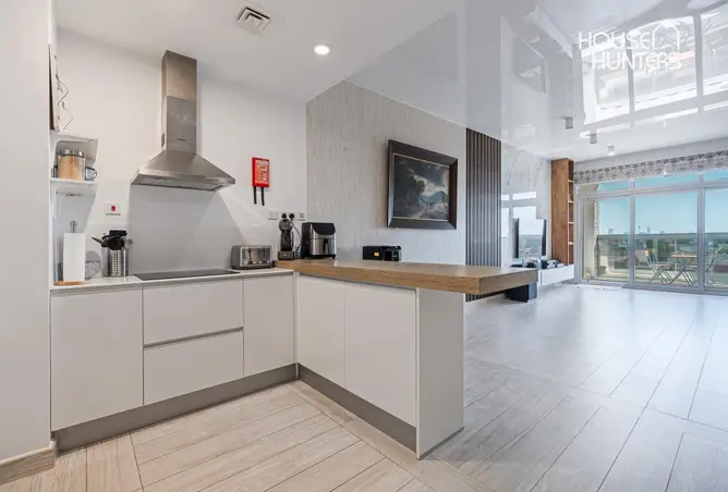 156014307 - Property Image 3