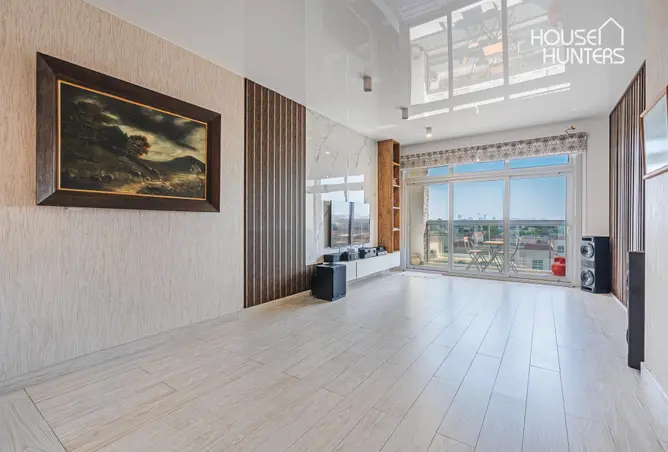 156014307 - Property Image 2