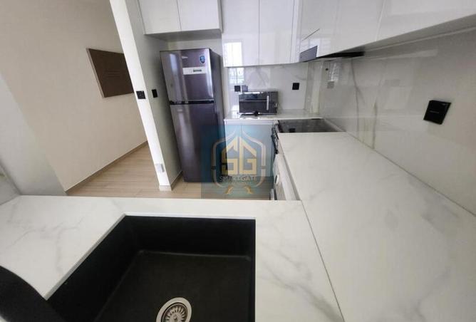 83213074 - Property Image 2