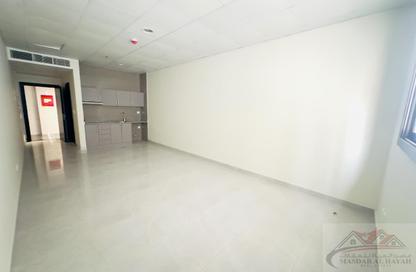 Apartment - Studio - 1 Bathroom for rent in Muwaileh 29 Building - Muwaileh - Sharjah