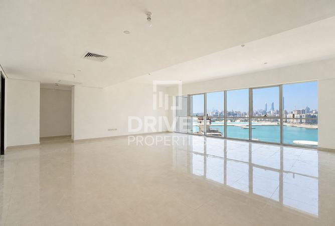 3-bed apartment in MAG 5 · Sea view — photo 2