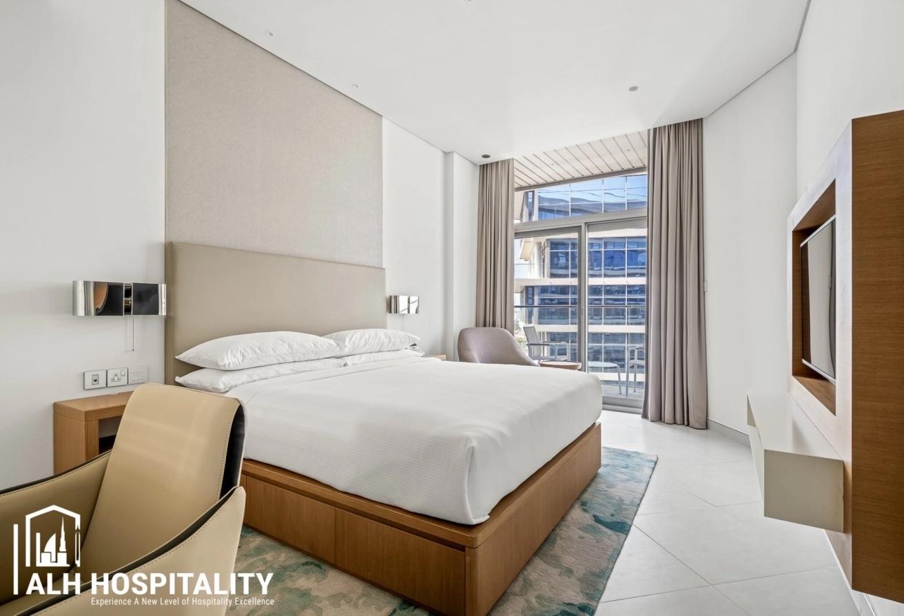 Waterfront Living | Brand New | Fully Serviced photo 4