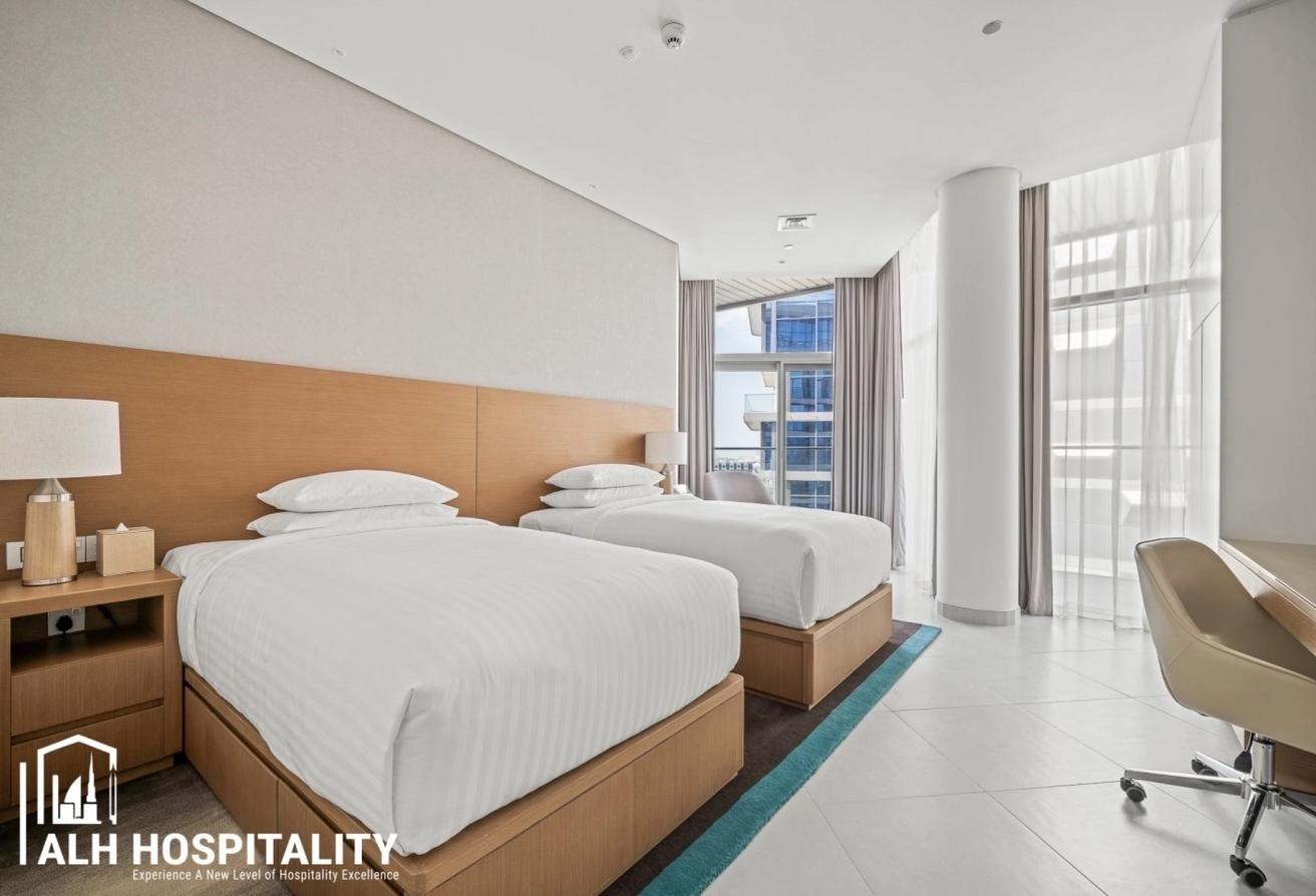 Waterfront Living | Brand New | Fully Serviced photo 6