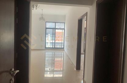 Apartment - 2 - 3 for rent in Evershine One - District 15 - Jumeirah Village Circle - Dubai