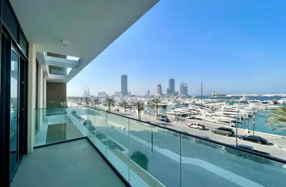 Apartment - 3 Bedrooms - 3 Bathrooms for rent in Seagate Building 2 - Seagate - Mina Rashid - Dubai