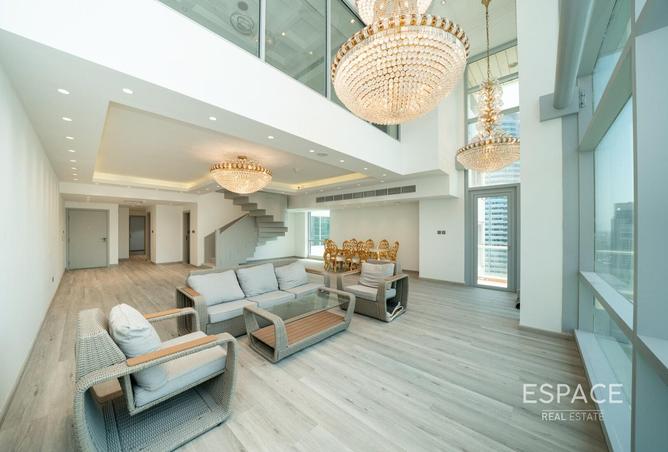 82812222 - Property Main Image