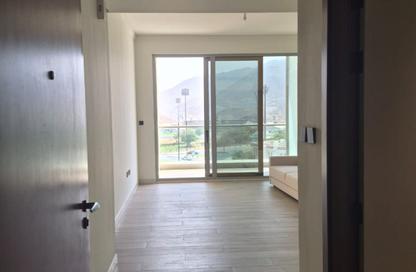 Apartment - 1 Bedroom - 2 Bathrooms for sale in Khor Fakkan - Sharjah Apartment - 1 Bedroom - 2 Bathrooms for sale in Khor Fakkan - Sharjah