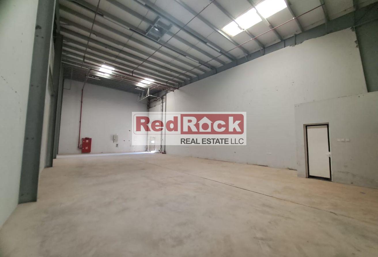 1800 Sqft Column-free Warehouse in Sajaa
