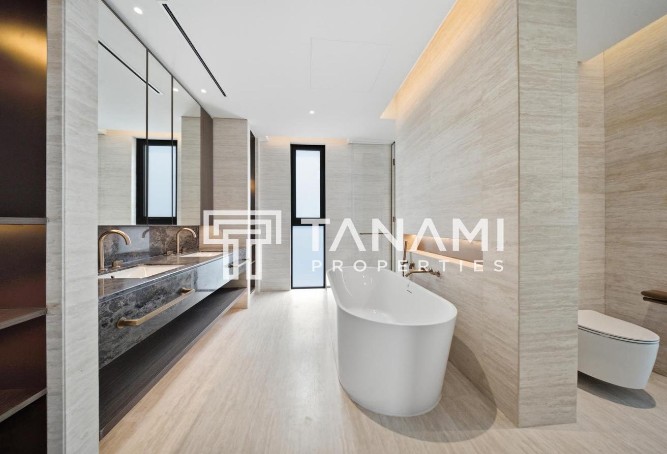 Brand New | Luxury Villa | Vacant photo 20