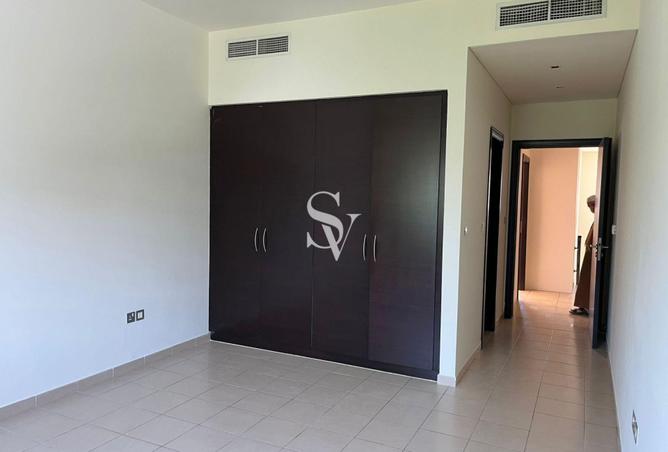 112748985 - Property Image 3
