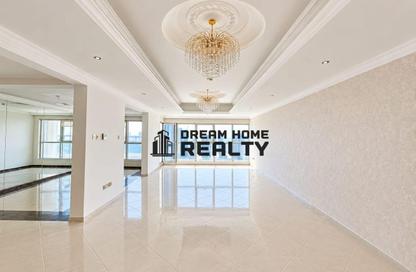 Apartment - 5 - 6 for rent in Al Anwar Tower - Al Khan Lagoon - Al Khan - Sharjah