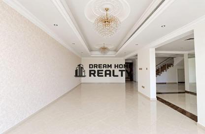 Apartment - 5 - 6 for rent in Al Anwar Tower - Al Khan Lagoon - Al Khan - Sharjah