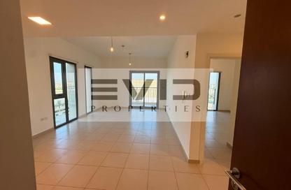 Apartment - 1 Bedroom - 1 Bathroom for rent in Hayat Boulevard 1A - Hayat Boulevard 1 - Hayat Boulevard - Town Square - Dubai