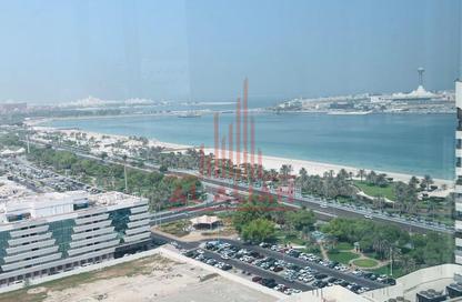 Penthouse - 5 - 7+ for rent in Corniche Road - Abu Dhabi