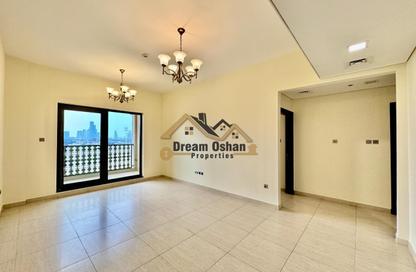 Apartment - 2 Bedrooms - 3 Bathrooms for rent in Yasmeen Building - Al Jaddaf - Dubai