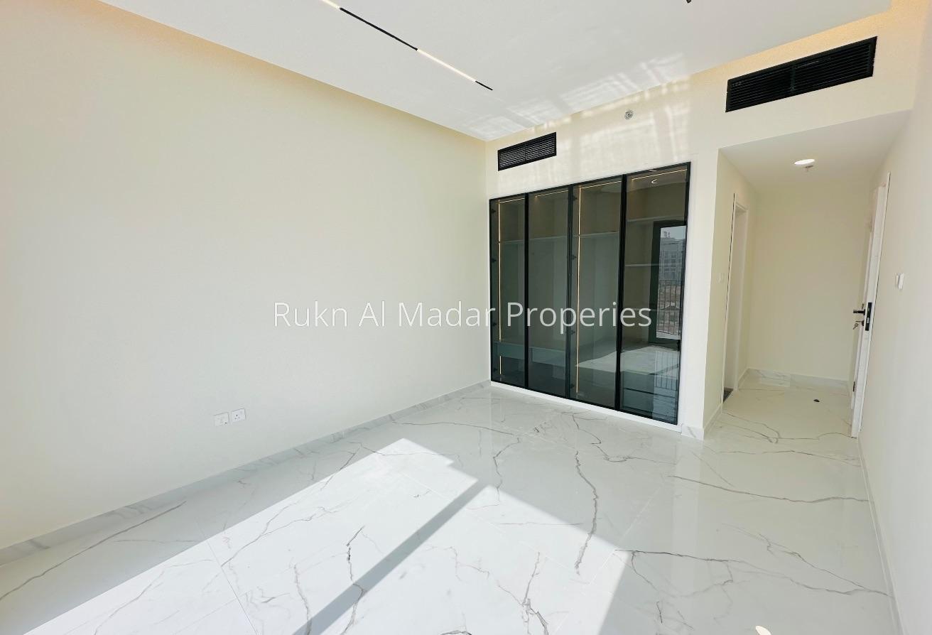Brand New 1Bhk With closed Kitchen & Balcony photo 3