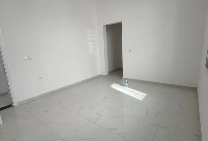 70270501 - Property Image 2