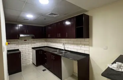 شقة - 2 غرف نوم - 2 حمامات للايجار في برج مانهاتن - الضاحية 10 - قرية جميرا الدائرية - دبي