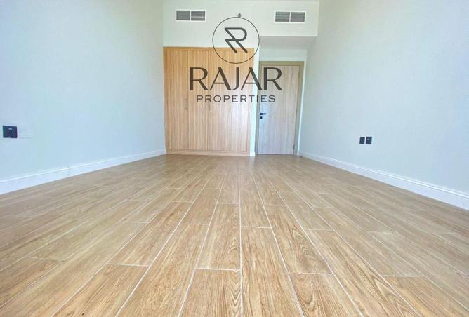 130655932 - Property Image 3
