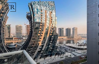 Apartment - 1 - 1 for rent in Vera Residences - Business Bay - Dubai