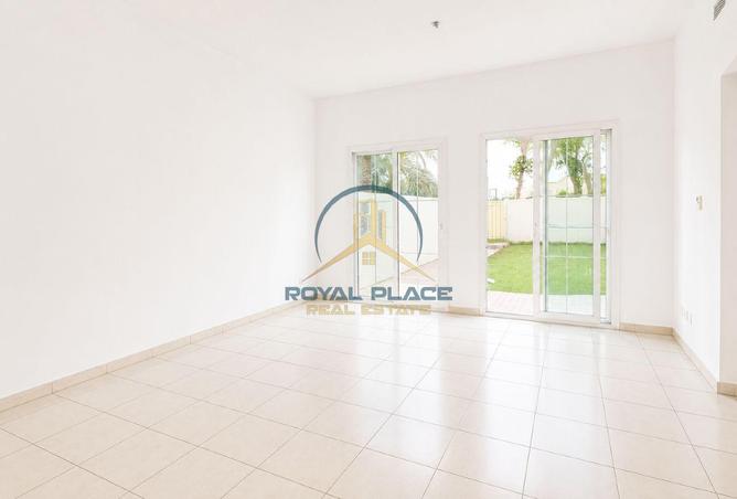 100411007 - Property Image 2