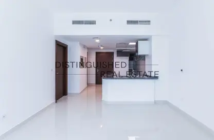 شقة - غرفة نوم - 2 حمامات للايجار في ذا جيت ريزيدينس 2 - مجمع دبي ريزيدنس - دبي لاند - دبي