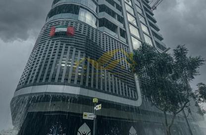 Apartment - 1 Bedroom - 2 Bathrooms for rent in Jumeirah Garden City - Al Satwa - Dubai