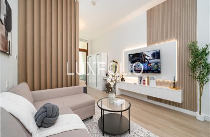 Apartment - Studio - 1 Bathroom for rent in Palm Views West - Palm Views - Palm Jumeirah - Dubai