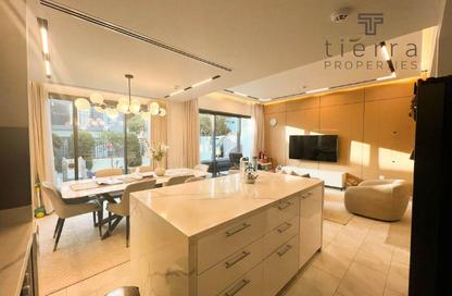 Townhouse - 3 Bedrooms - 4 Bathrooms for sale in La Rosa 2 - La Rosa - Villanova - Dubai Land - Dubai Townhouse - 3 Bedrooms - 4 Bathrooms for sale in La Rosa 2 - La Rosa - Villanova - Dubai Land - Dubai