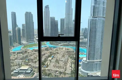Apartment - 2 Bedrooms - 2 Bathrooms for rent in Burj Royale - Downtown Dubai - Dubai