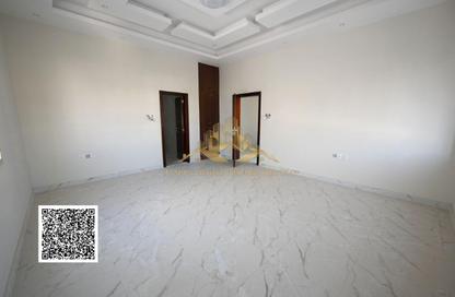 Villa - 4 - 6 for sale in Al Helio 1 - Al Helio - Ajman Villa - 4 - 6 for sale in Al Helio 1 - Al Helio - Ajman