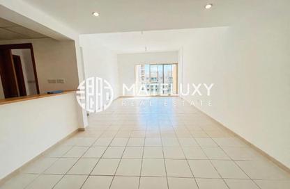 Apartment - 1 - 1 for rent in Al Samar 2 - Al Samar - Greens - Dubai