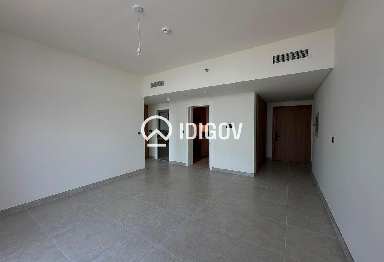 Marina Skyline View | Brand New | Closed kitchen photo 4