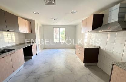 Villa - 3 Bedrooms - 3 Bathrooms for rent in Springs 8 - The Springs - Dubai