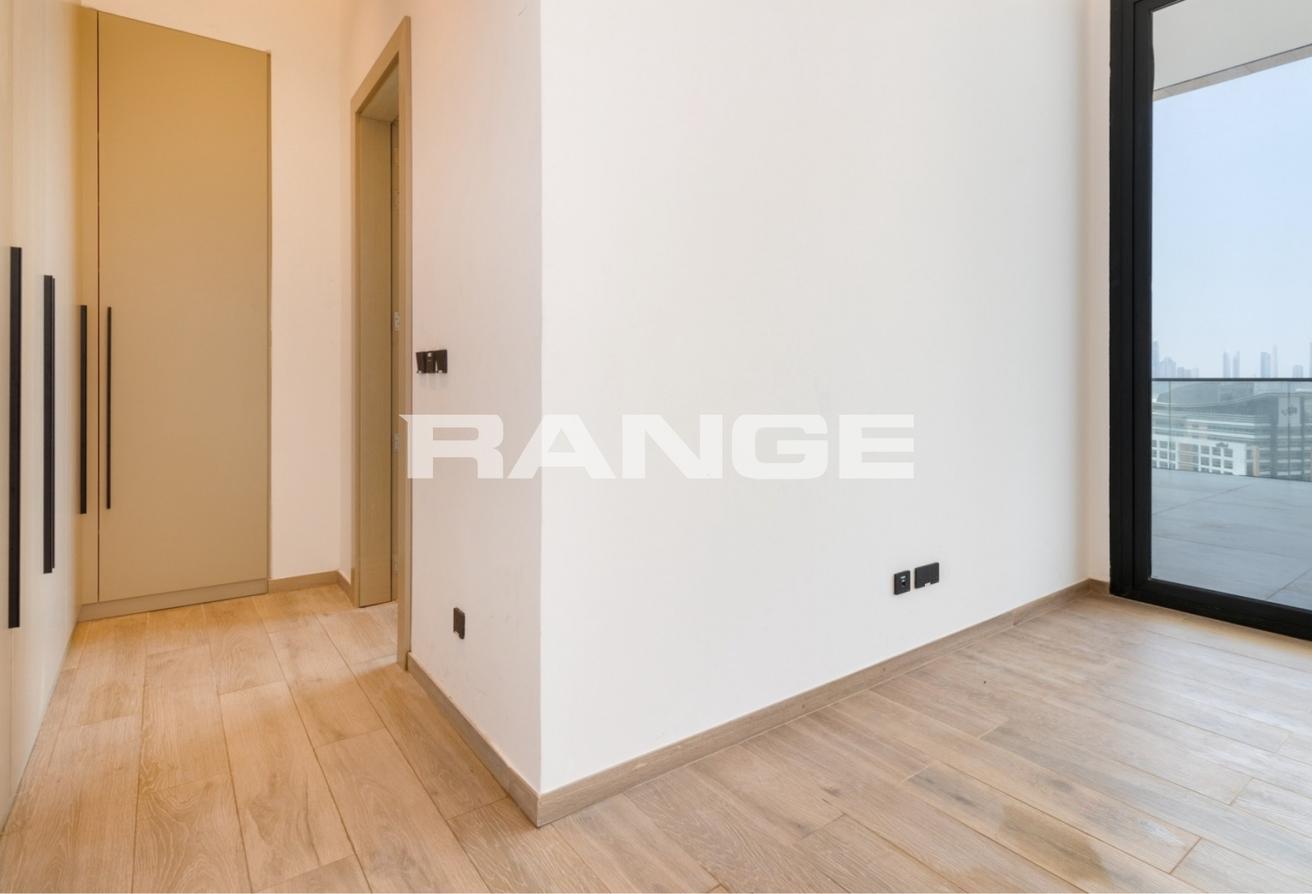 Ultra-Luxury 4-BR Penthouse | Skyline Views photo 13