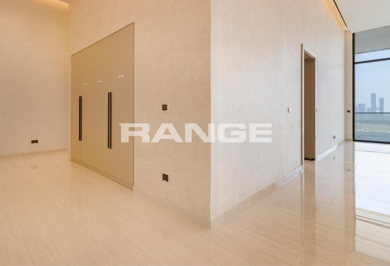 Ultra-Luxury 4-BR Penthouse | Skyline Views photo 20