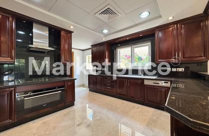 Villa - 5 - 5 for rent in Meadows 6 - Meadows - Dubai Villa - 5 - 5 for rent in Meadows 6 - Meadows - Dubai