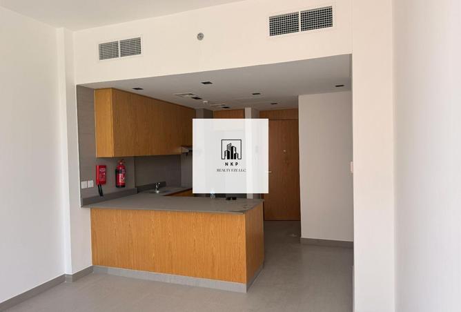 92707391 - Property Main Image
