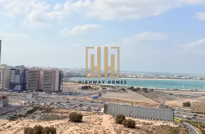 شقة - 2 غرف نوم - 3 حمامات للايجار في برج صحارى 1 - مجمع صحارى - النهدة - الشارقة