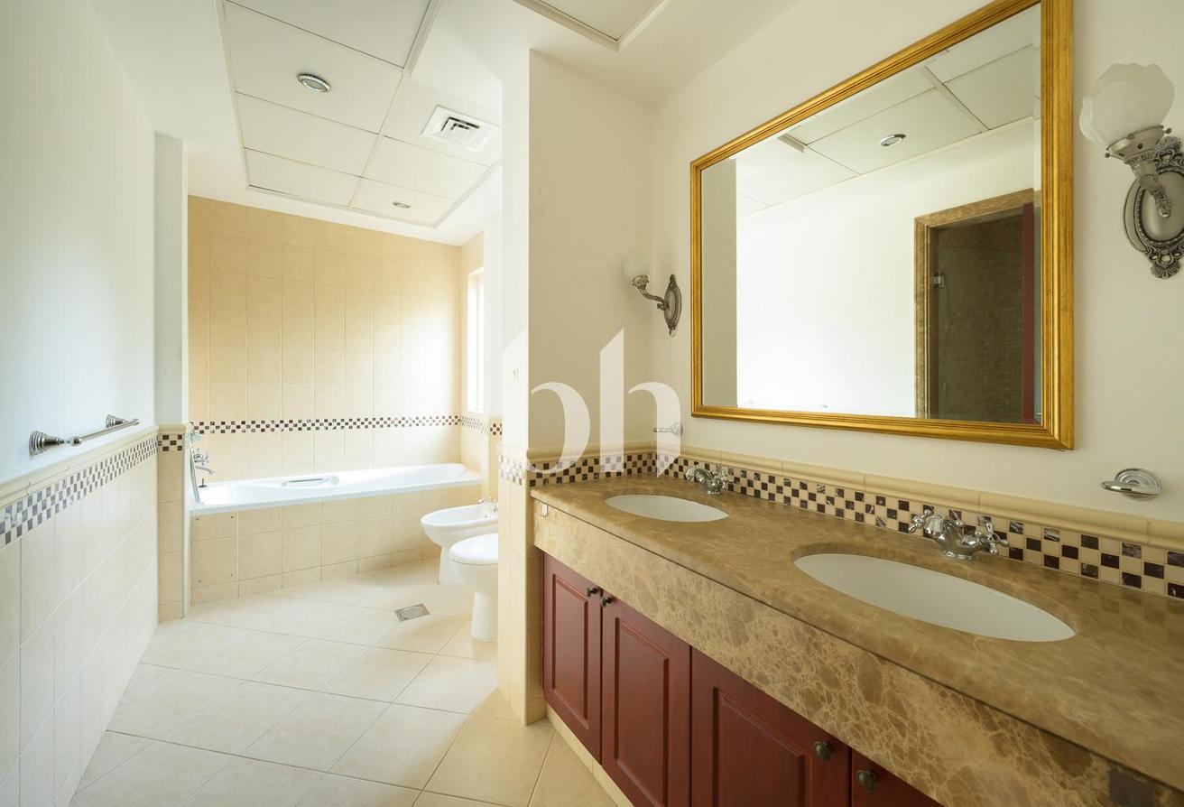 Single Row | Private And Mature Garden | Maids photo 21