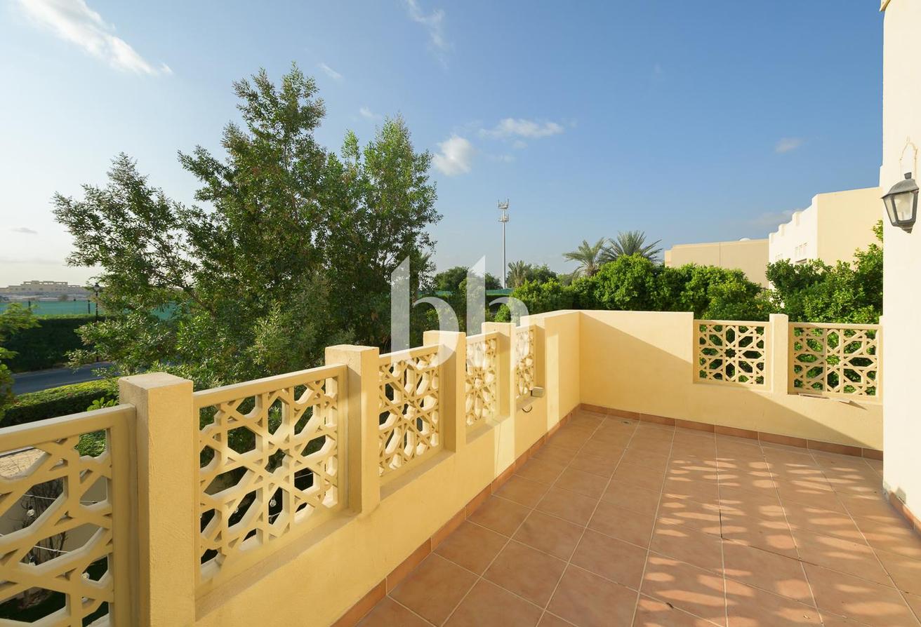Single Row | Private And Mature Garden | Maids photo 22