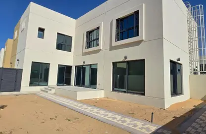 تاون هاوس - 5 غرف نوم - 7 حمامات للبيع في مدينة الشارقة المستدامة - الشارقة