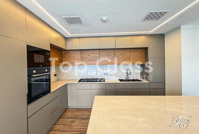 83221274 - Property Image 3