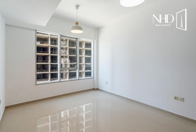 Excellent Location | Near Metro | High Floor