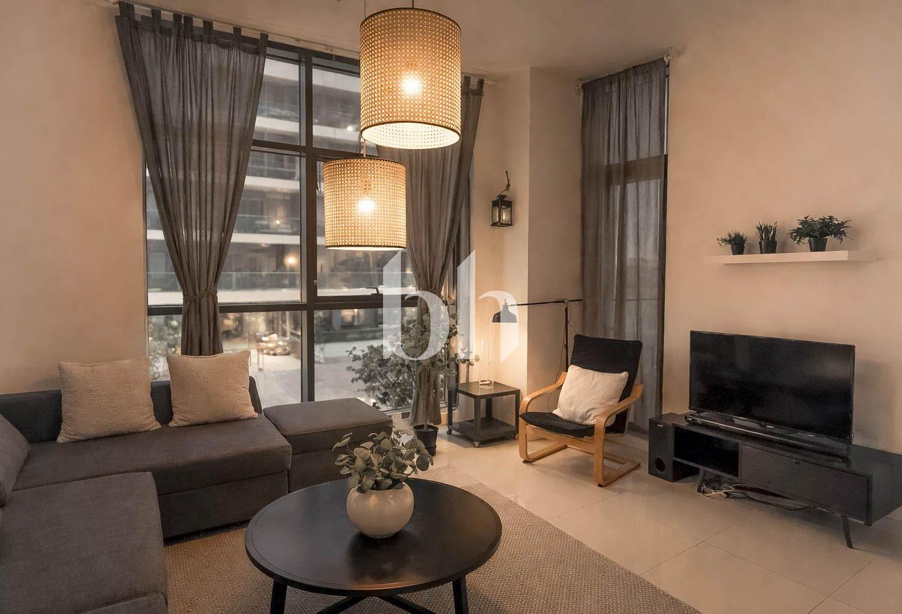 Luxurious Fully Furnished 1 Bed | 12 Cheques photo 2