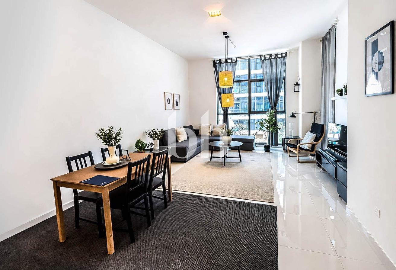 Luxurious Fully Furnished 1 Bed | 12 Cheques photo 3