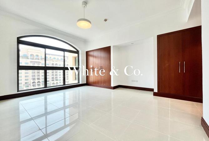 76174022 - Property Image 3