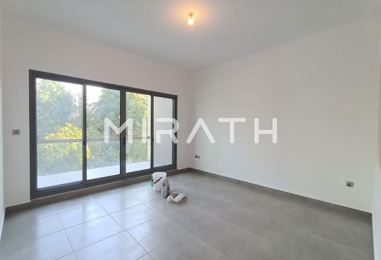 Shared Pool and Gym | Premium| Well Maintained photo 6