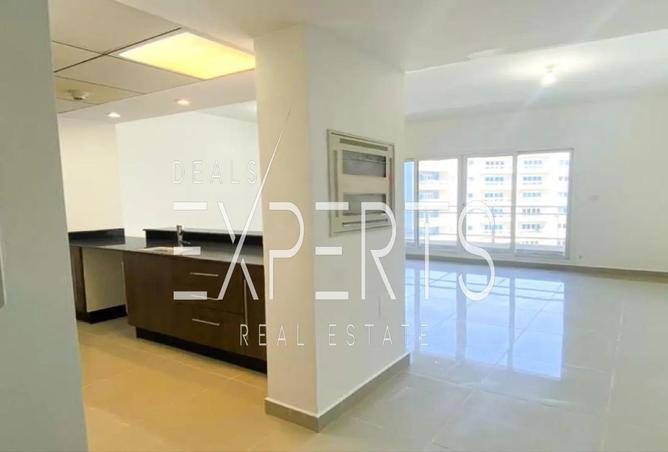 77784316 - Property Image 2